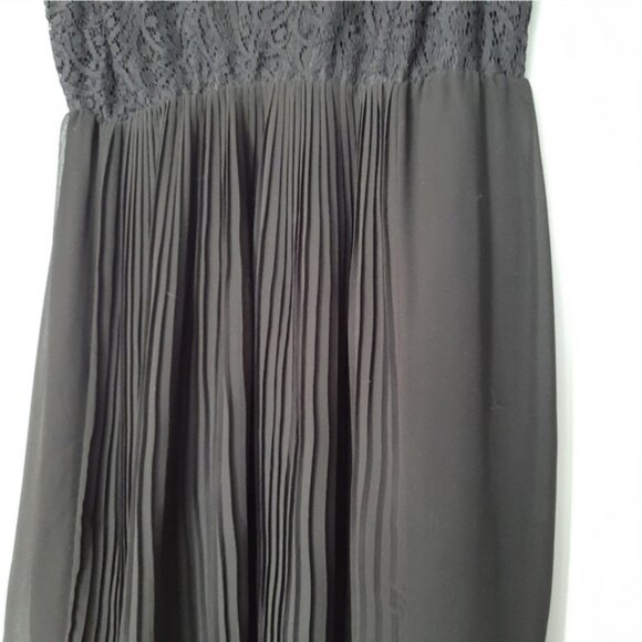 H&M Mama Maternity Baby Doll Empire Floral Lace Pleated Plisse Dress Black Sz M - Picture 5 of 14